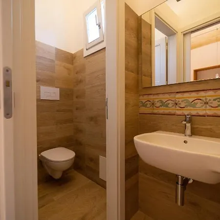 Butiko Vendégház Castelluzzo